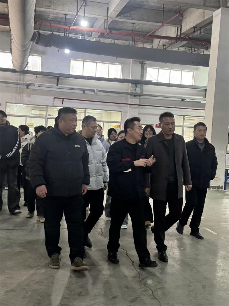 访企拓岗 ‖ 深入企业走访慰问实习及往届毕业生